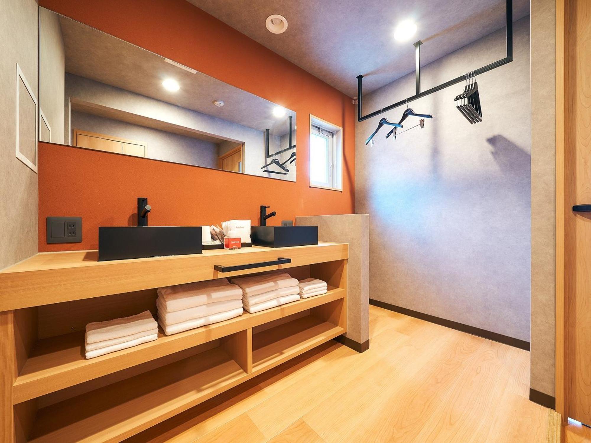 Rakuten Stay Hakata Gion 201 Superior Room Фукуока Екстер'єр фото
